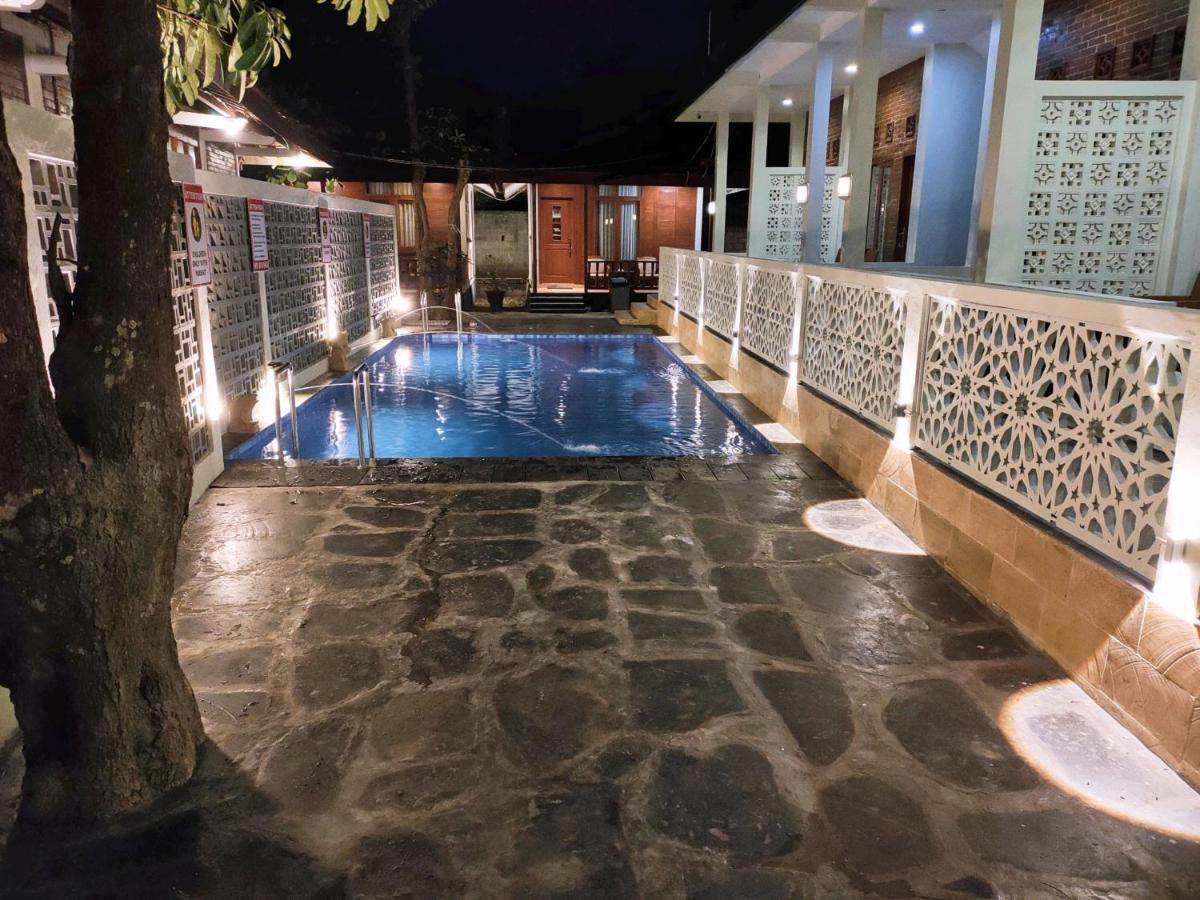 The Royal Joglo Hotel Tepus Exterior foto